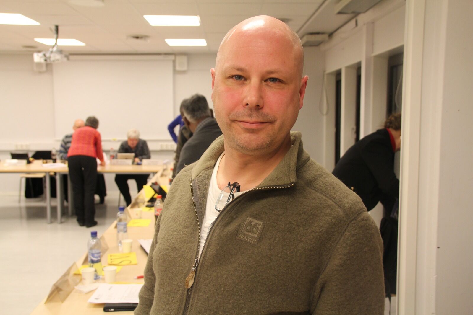 BEHOLDER PLASSEN: Jon Julius Sandal fortsetter i Grorud bydelsutvalg. Til forskjell fra forrige periode skal han ikke representere Venstre, men Miljøpartiet De Grønne. Foto: