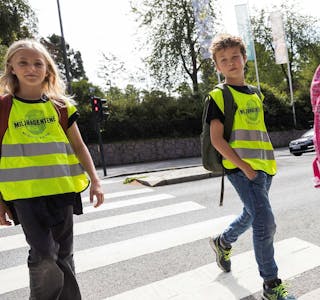 GÅR FOR KLIMAET: Miljøagentene arrangerer Norges største gå-til-skolen-aksjon. Flere skoler fra «dalen» er påmeldt. Foto: Johnny Vaet Nordskog/Miljøagentene