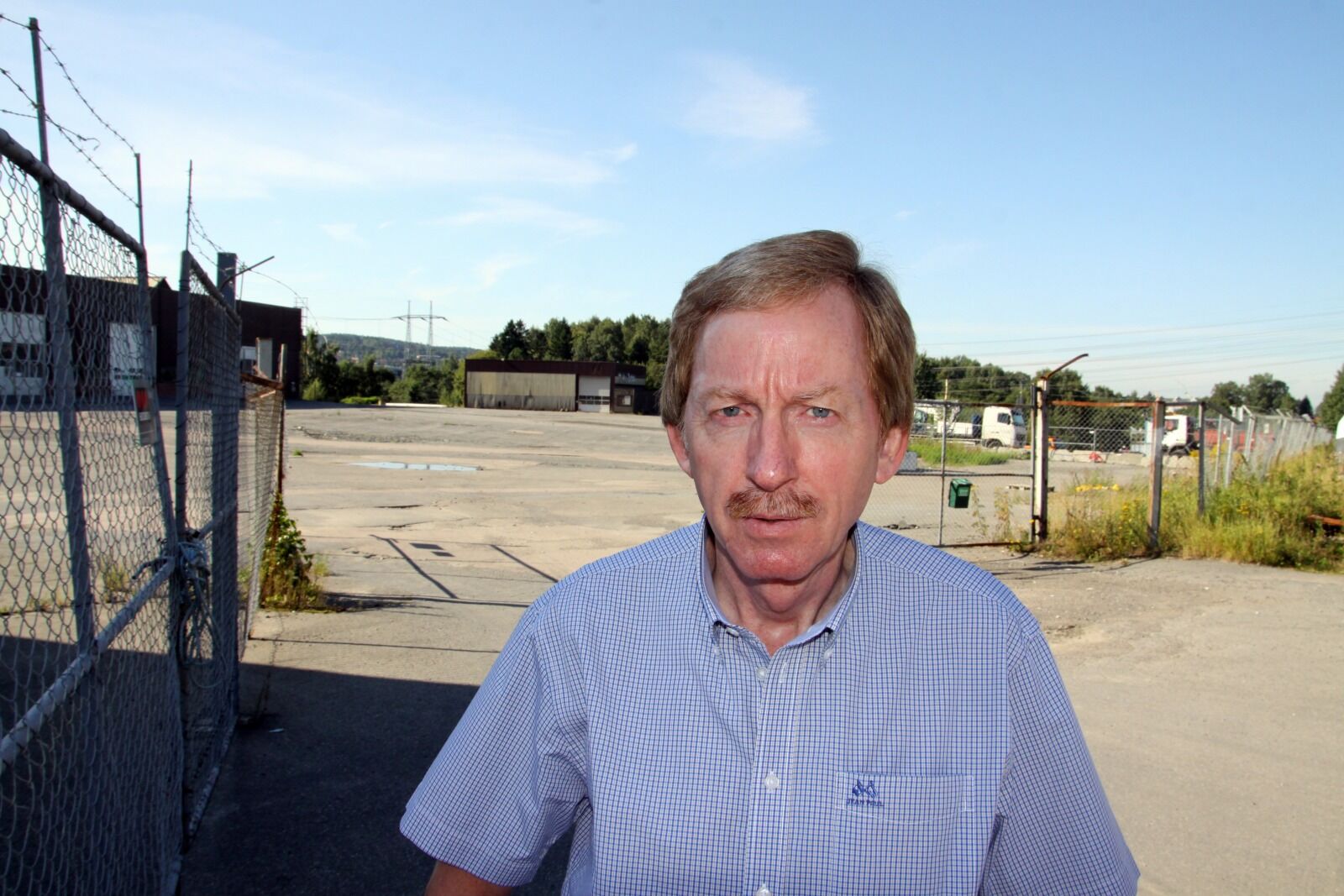 SAVNER BEDRE STYRING: Knut Røli (Ap) mener Oslo kommune må ta jobben med å finne egnede tomter til bussanlegg. Foto: