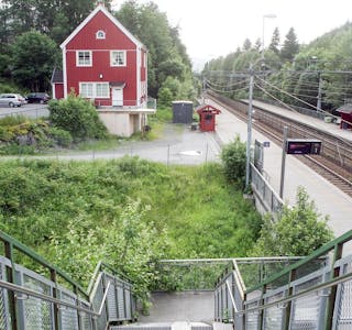I DAG: Slik ser Høybråten stasjon ut i dag. Foto: