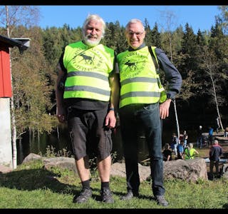 I HUNDRE: Håvard Pedersen (t.v.) og Frode O. Hansen i Lillomarkas Venner. Foto: Tom Evensen