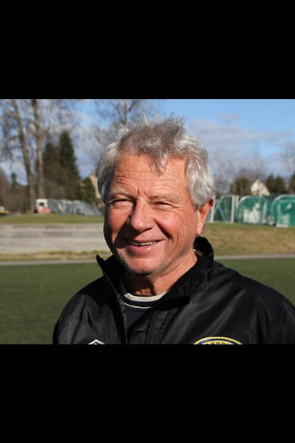 GODT FORNØYD: Grorud ILs hovedleder, Richard Pedersen, er strålende fornøyd med Eirik Kjønøs valg om å fortsette som trener i klubben. Foto: