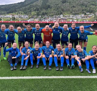 LEVERTE VARENE: Grei Kvinner Elites fotballdamer leverte varene i toppoppgjøret borte mot Sogndal. Foto: