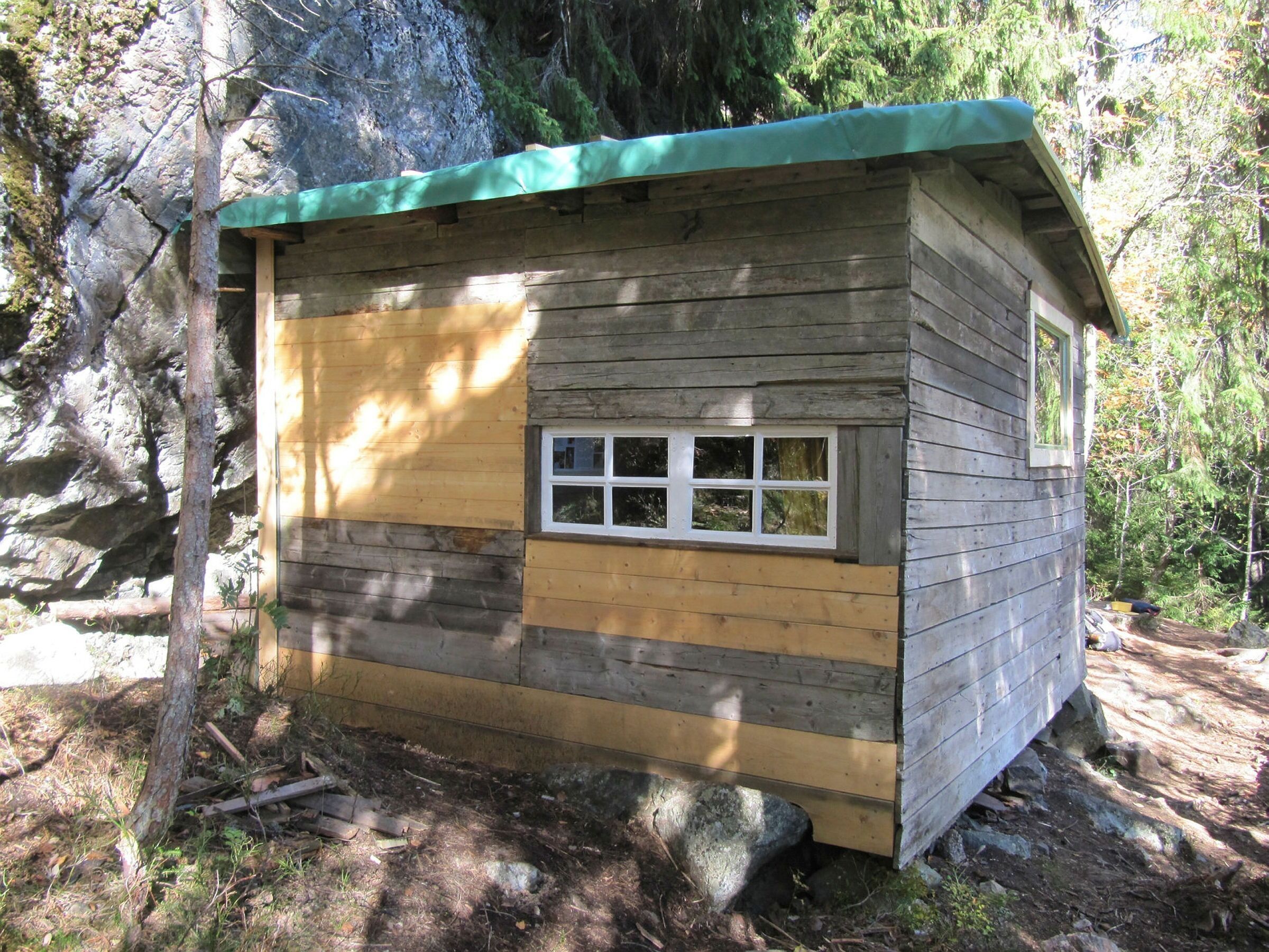 UTELIGGERHYTTA: Trolig vil 40.000 delta på Kom deg ut-dagen 4. september. En av de mange aktivitetene og turene går til uteliggerhytta i Lillomarka. Foto: