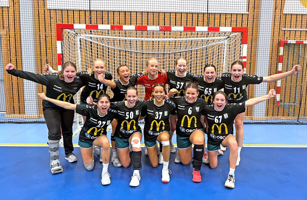 HERJER: Sinsen Refstad J16 herjer i Bringserien og har gjort rent bord etter de seks første kampene. Foto: