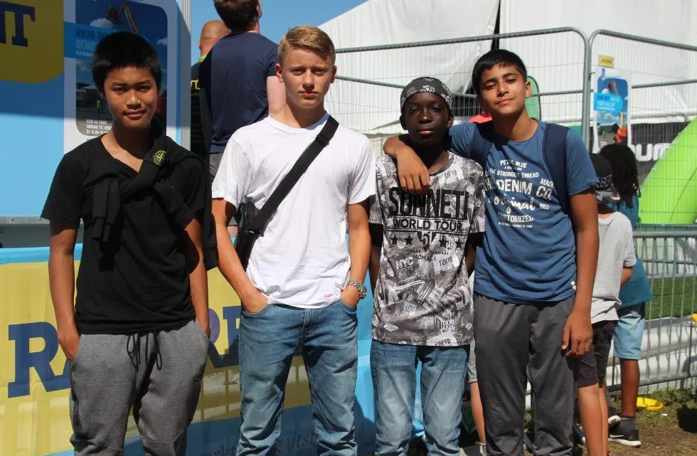 GUTTA: Chonrasit Wichai (t.v.), Andreas Gjengedal, Omar Moftah og Basiru Sohna spiller til vanlig på Grei, men i år er ikke laget deres påmeldt. Foto: