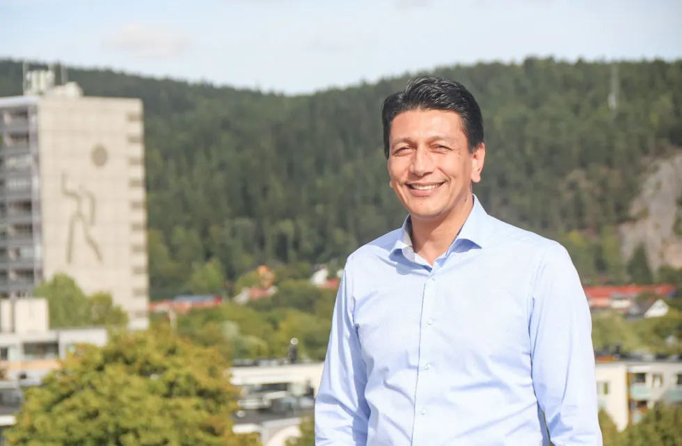 Ayub Tughra er bydelsdirektør i Bydel Grorud, og kommer til Grorud Rotary Club onsdag 21. oktober for å holde foredrag. Foto:
