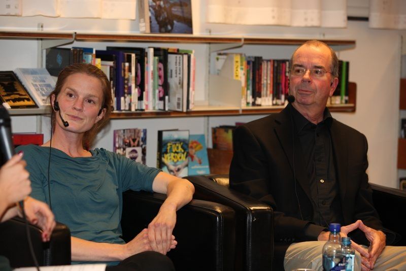 LITTERÆR SAMTALE: Med Ingvild Rishøi og Jan Kjærstad. Foto: