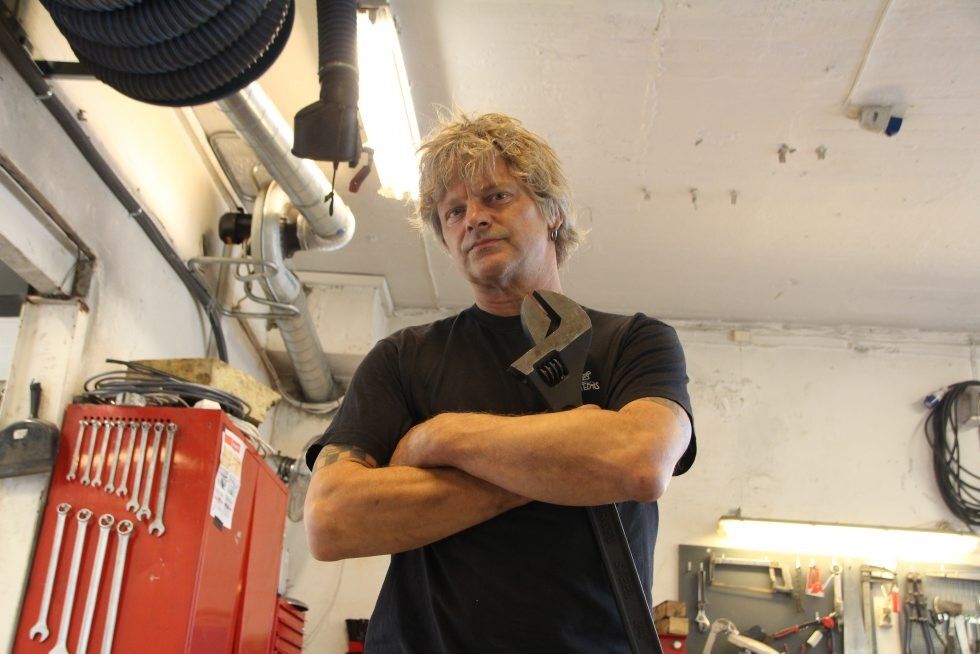 IKON: På fredag bytter Prepple Houmb ut skiftenøkkel med mikrofon, når han og resten av Dumdum Boys inntar scenen på Granittrock. Foto: