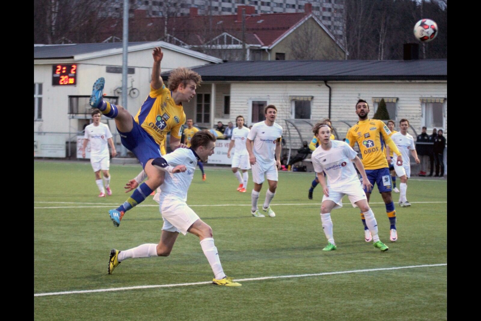 ANDRE RUNDE, HER KOMMER VI: Morten-André Slorby og Groruds fotballherrer er videre til andre runden av cupen etter å ha slått Pors Grenland. Foto: Kay Grue Thorsen