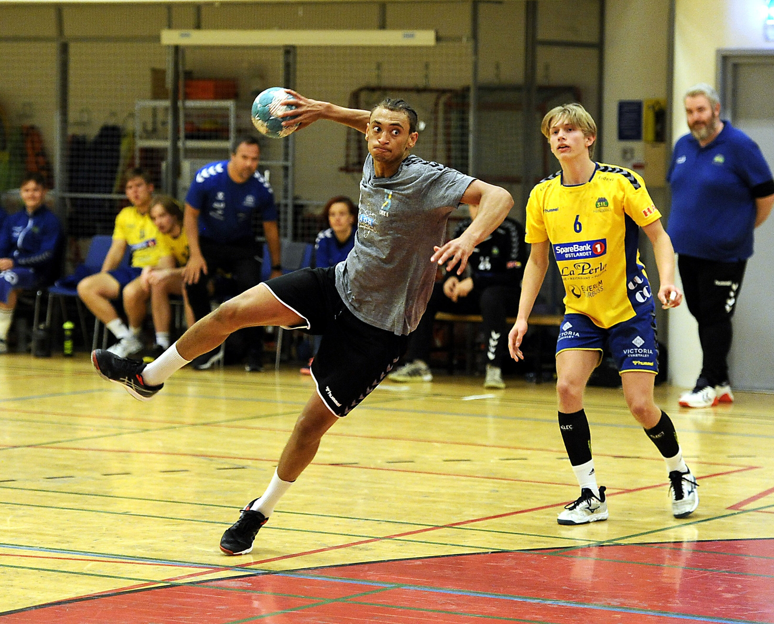 I SLAGET: Tomas Muligtahn storspilte da Linje5 satte på plass Storhamar i helgen. Foto: Bjørn Moe