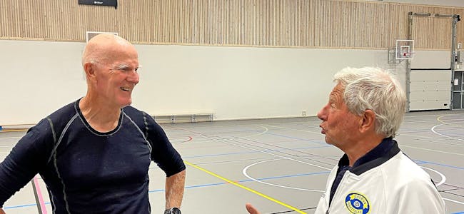 HAPPY MED NY HJERTETRIMSJEF: Styreleder i Grorud IL, Richard Pedersen, er veldig godt fornøyd med å ha fått Ole Jørgen Pettersen til å lede klubbens hjertetrim. Foto: