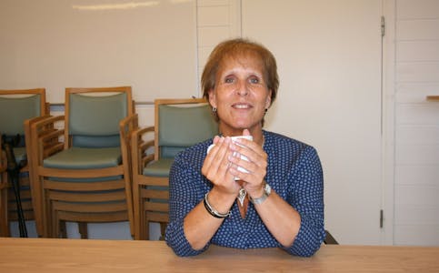 HENDENE FULLE: Bente Skogseide er en aktiv dame i kormiljøet i Groruddalen. Foto: