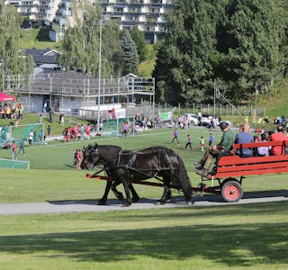 RIDETUR: Alna ridesenter stiller med hest og kjerre. Foto: Rolf E. Wulff