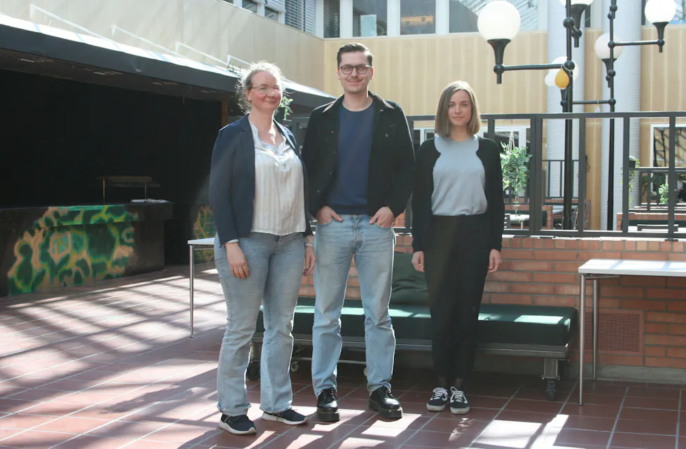 NYTTIGE INNSPILL: Kaia Storvik (Ap, f.v.), Herman Søndenaa (MDG) og Celia Lima (SV) kunne sammen med andre kollegaer fra byrådet ta med seg gode innspill og tanker tilbake til sine byråder. Foto: Caroline Hammer