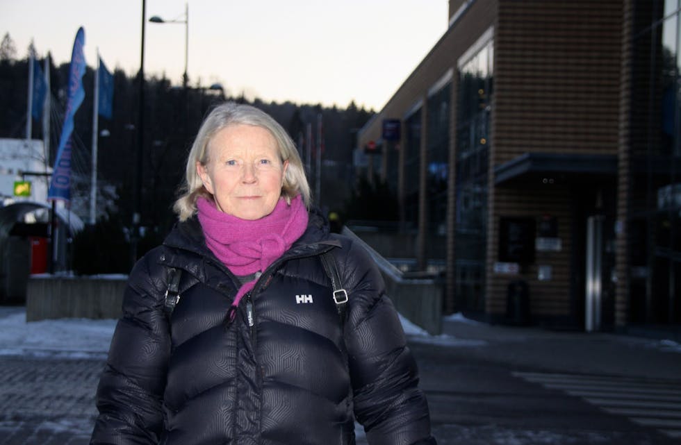 LEI: Grete Horntvedt (H) er lei av å vente på ferdigstillelse av Tveten gård – og reagerer på uenighet om leieavtale.  Foto: