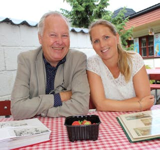 OVERTAR: I september gir Morten Hansen stafettpinnen videre til sin datter Heidi Hansen. Foto: