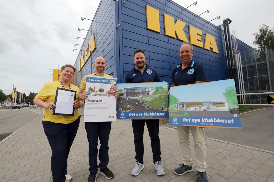 NABOSKAP: IKEA Furuset er opptatte av tilhørigheten i Groruddalen, og deler blant annet ut sitt nabofond hvert år. Her fra årets overrekkelse til Høybråten og Stovner IL.