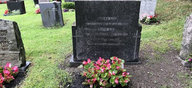 FREDET: Gravstedet til Hulda og Ruth Lie, og Marta Ottesen, er nå fredet. Foto: