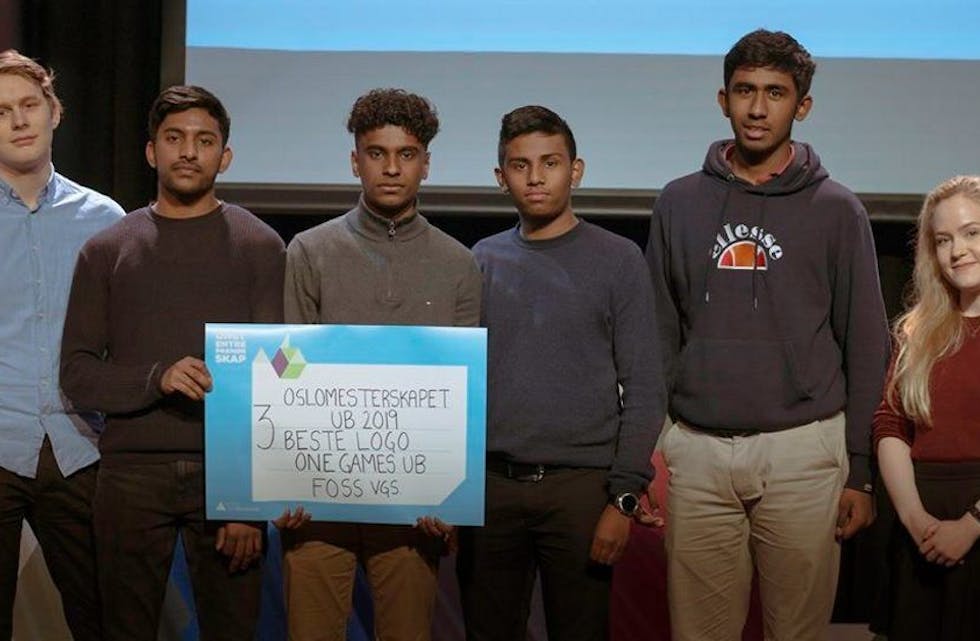 HELL I UHELL: De fire kameratene i midten, Manchuthan Sivarajah (f.v), Vinoch Seenivasagam, Thanusan Ilangugarasan og Apisan Muruganandan, kom til et veiskille og måtte velge mellom idretten og skolen. Det la grunnlaget for konseptet til OneGames. Her fra Oslomesterskapet tidligere i mars (FOTO: André Katombe, Sonrise Picture). Foto: