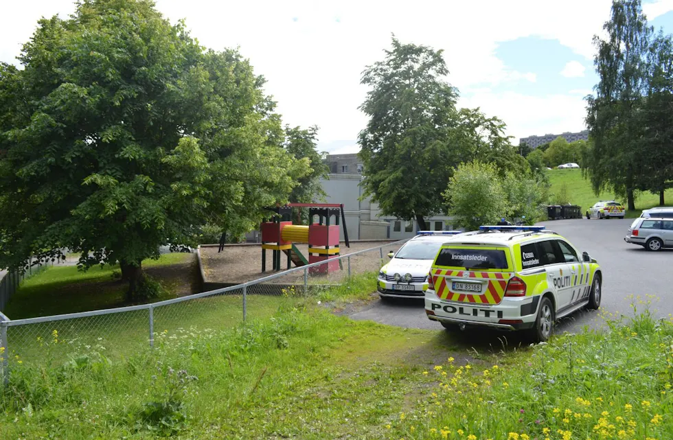 BARNEHAGEN: Alle nødetater rykket ut til Grorud barnehage da et barn ble påkjørt onsdag ettermiddag. Foto: