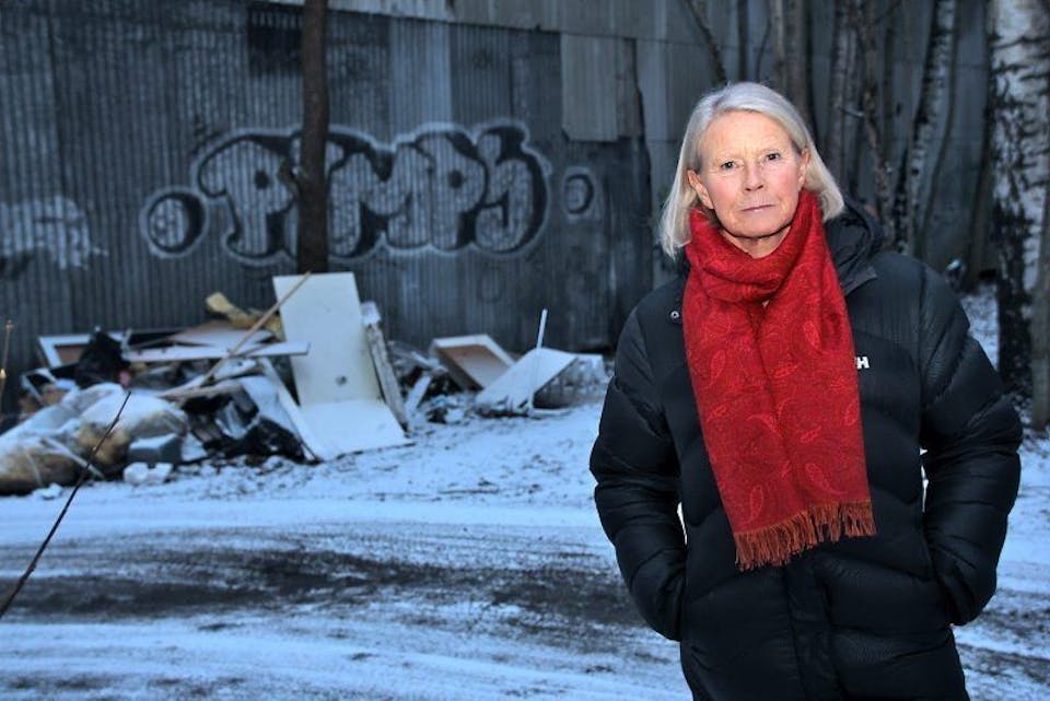 ETTERLYSER:  Høyre-politiker Grete Horntvedt etterlyser lov om vandelsattest for ansatte i eldreomsorgen. Hun mener en slik ordning må komme på plass nå. Pr. dags dato er et forslag inne til behandling på Stortinget. Foto: