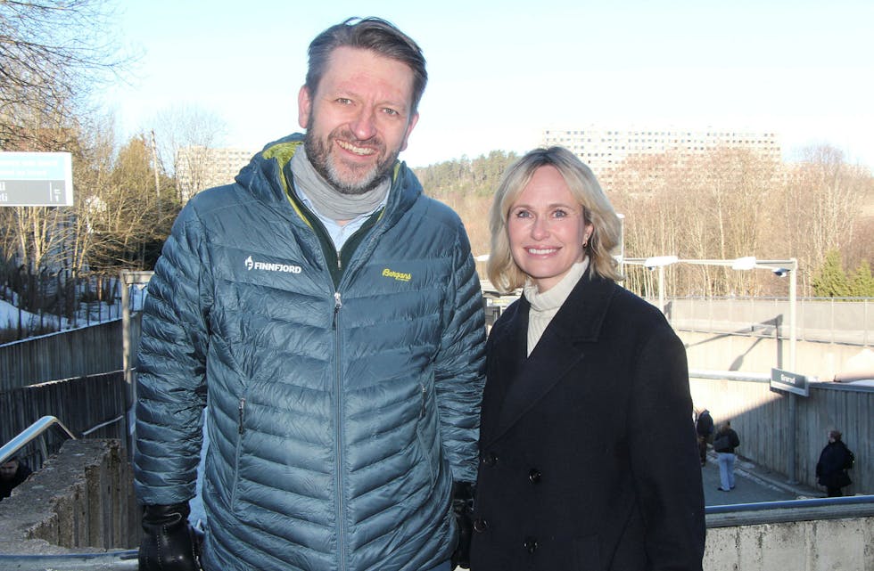 TOK OVER: Eirik Lae Solberg (H, t.v.) og Anne Lindboe (H) endte opp som valgvinnere. Foto: Sindre Veum Apneseth
