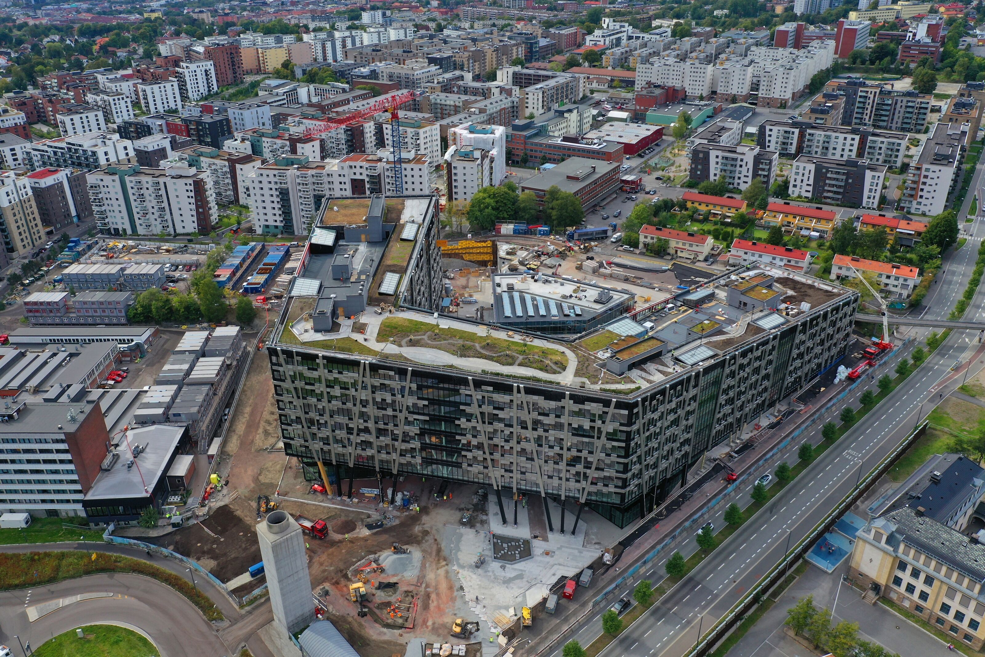 IØYENFALLENDE: Økern Portal ruver i terrenget på Økern. Foto: Oslo Pensjonsforsikring