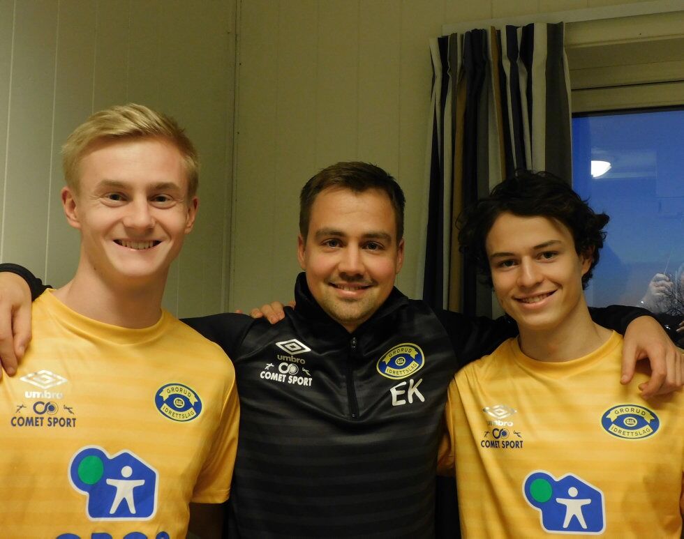 FORNØYD: Grorud-trener EIrik Kjønø er strålende fornøyd med å få Oscar Aga og Leo Cornic på laget til den kommende sesongen. Foto: