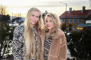 SAMMEN I «GREASE»: Siste helgen i februar går søstrene Martine Brænna (t.v.) og Charlotte Brænna på scenen sammen i musikalen «Grease». Foto: