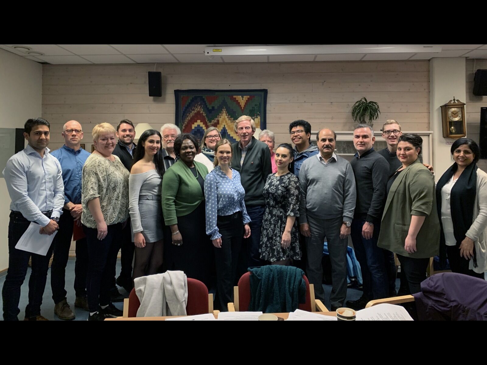 ALNA-LISTA ER KLAR: Votering var eneste løsning, men tilslutt havnet man på denne gjengen. (Foto: Fatema Al-Musawi/Alna Arbeiderparti) Foto: