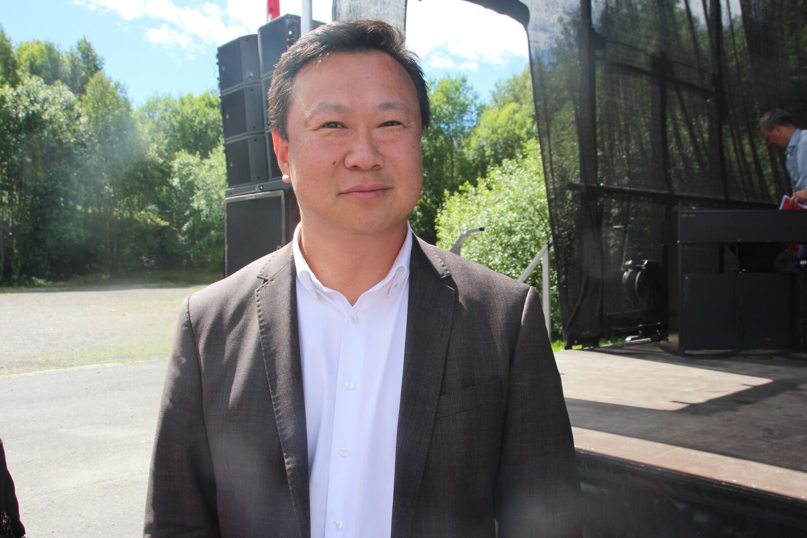 SKOLEKLAR: Rektor Leif Arild Haaland på Haugen skole ser fram til å ønske alle 650 elevene velkommen til et nytt skoleår førstkommende mandag. Foto: