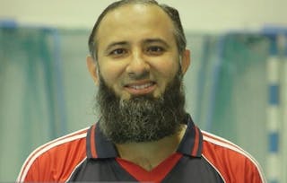 HEDRET: Haugerud IFs Malik Naeem ble hedret for sin innsats for cricketidretten. Foto:
