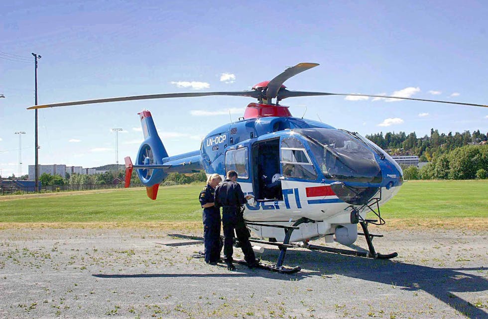 BRÅKMAKER: Politihelikopteret kan bli et problem for elever på Veitvet skole. Foto: