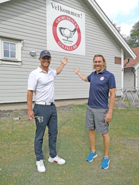 ØNSKER VELKOMMEN: Torbjørn Johansen og Rolf Børresen ønsker unge groruddøler velkommen til Groruddalen Golfklubb for å prøve seg og bli kjent med idretten. Foto: