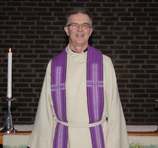 KAN VINNE VALGET: Sokneprest Kåre Rune Hauge i Høybråten, Fossum og Stovner menighet kan bli Oslos neste biskop. Han har tilhørt Stovner kirke siden 2011. Foto: