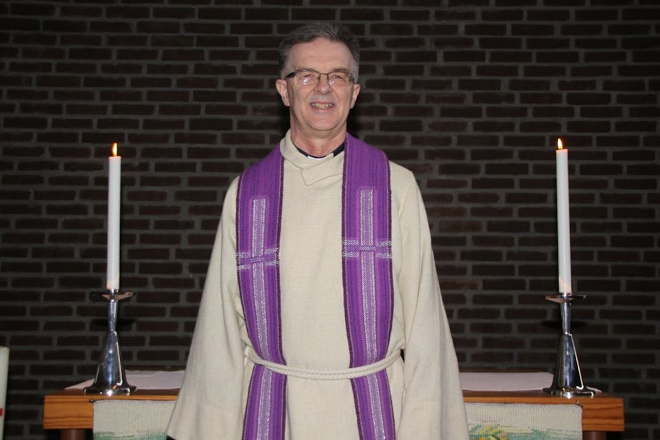 KAN VINNE VALGET: Sokneprest Kåre Rune Hauge i Høybråten, Fossum og Stovner menighet kan bli Oslos neste biskop. Han har tilhørt Stovner kirke siden 2011. Foto: