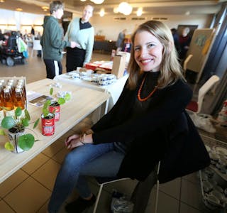 KJÆRLIGHET PÅ MENYEN: Jennifer Spoor og Ulvenhagen skal feire valentinsdagen på utmerket vis.  