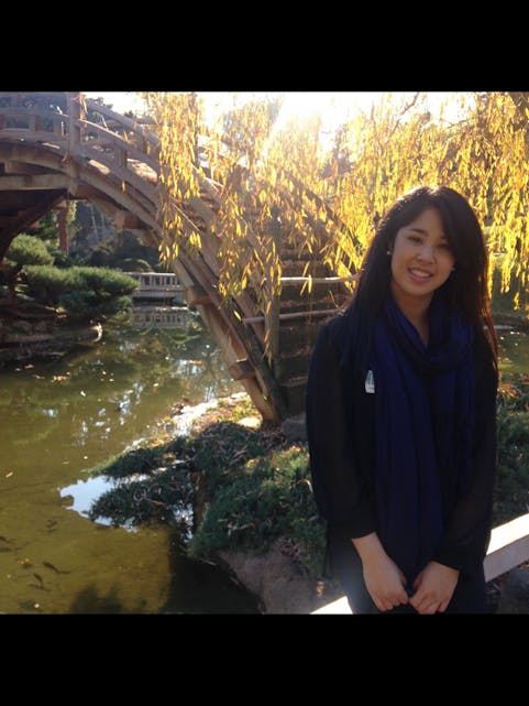 I NEW YORK: Angela Trang H. T. Nguyen er 25 år. Hun er intern hos FN i New York og tar for tiden en mastergrad. Hun er også så mye mer.  Foto:
