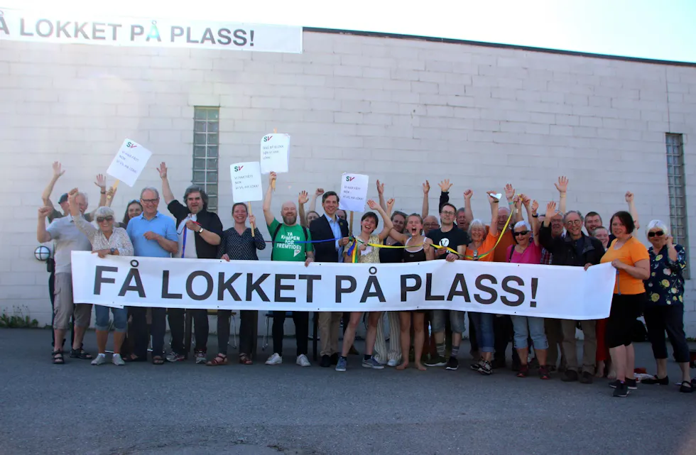 ETTERLENGTET: Lokk over E6 har vært ønsket i mange år. Her fra en tidligere demonstrasjon. Foto: