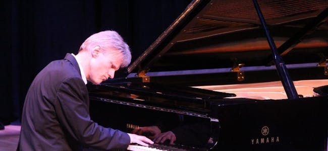 TALENT: Pianospiller Håvard Gimse hadde Beethoven i tankene da han spilte på Rommen scene. Foto: