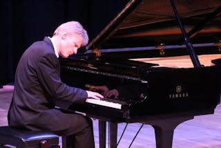 TALENT: Pianospiller Håvard Gimse hadde Beethoven i tankene da han spilte på Rommen scene. Foto: