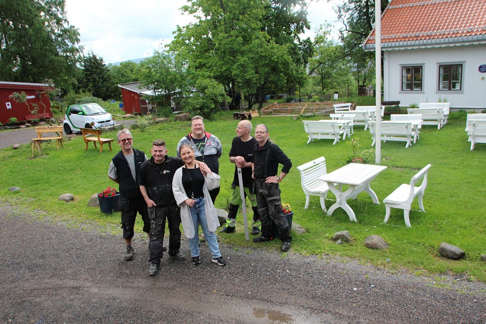 KLARE FOR GÅRDSFEST: På søndag fylles gårdstunet på Årvoll gård med boder, aktiviteter og masse folk! Foto: Martine Myhre