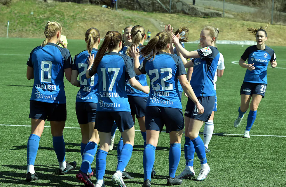 SLO TILBAKE: Det så lenge mørkt ut for Greis fotballdamer, men to scoringer i løpet av kampens ti siste minutter berget et sterkt bortepoeng mot Fyllingsdalen.