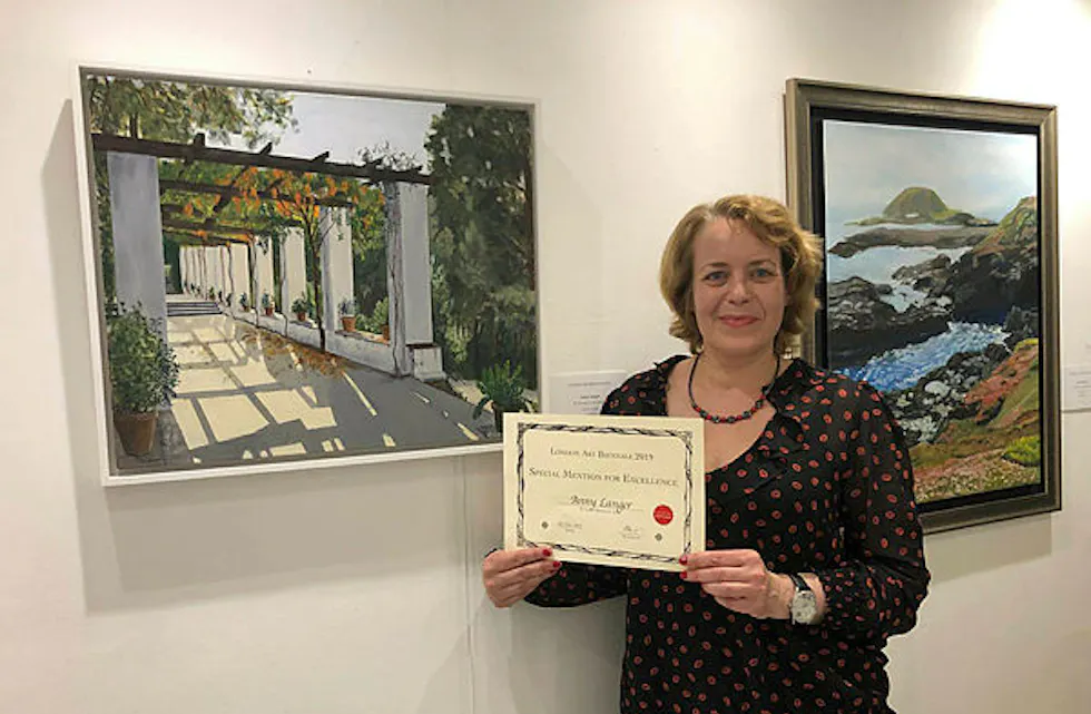 SPECIAL MENTION OF EXCELLENCE: I 2019 ble hun priset for kunsten sin, nå gleder Anny Lange seg til årets Biennale. (Foto: privat)