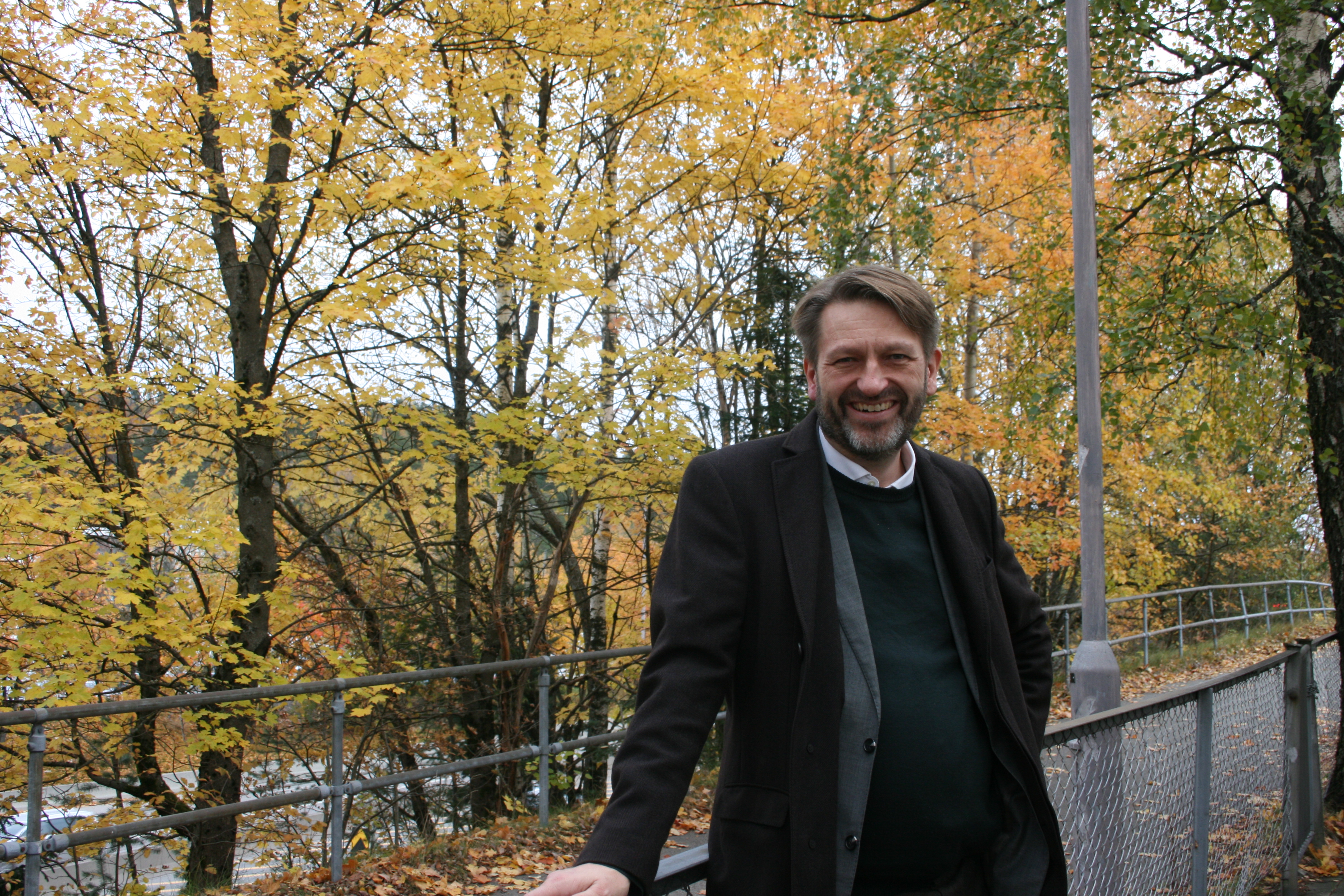 LOVER Å STILLE OPP FOR GRORUDDALEN: Eirik Lae Solberg (H) fikk onsdag offisielt danne nytt byråd. Nå lover han at både han og resten av byrådet skal være på plass i Groruddalen så ofte som mulig.