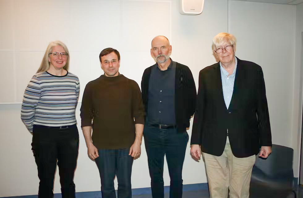 Plan- og bygningsetaten ved Lynn Rosentrater (f.v.), Hans Martin Aambø og Arne Bergstad la fram om forslaget for den nye kommunedelens arealplan, etter invitasjon fra Groruddalen Miljøforums Torstein Winger.