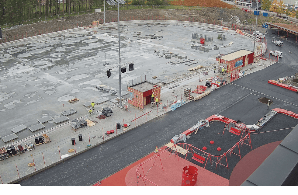 RETURNERER: Snart står det nye skøyteanlegget ferdig, og da kan man på nytt gå på skøyter på Valle Hovin.