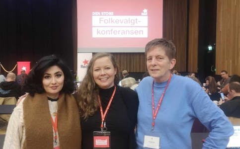 TRENGER BYDELSOPPRØR: Shala Sultani (t.v.) og Synnøve Kleiven (t.h.), her med Mari Rise Knutsen, mener at det er behov for et bydelsoppgjør i forkant av budsjettdiskusjonen torsdag.