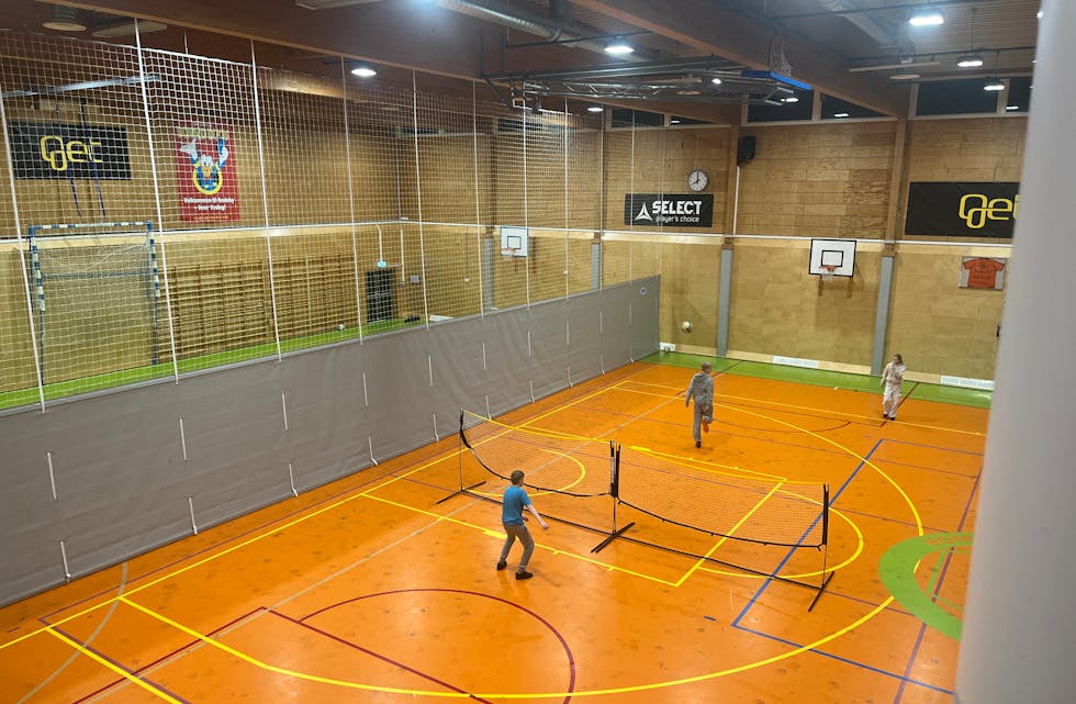 ROMSÅSHALLEN: Hallen er åpen hver fredag mellom 18.00 og 22.00. Her kan barn og unge samles i et trygt felleskap fylt med idrettsglede.